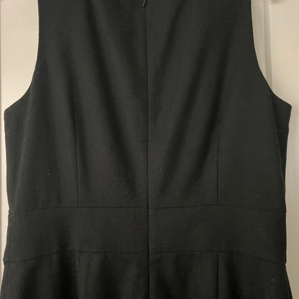 Banana Republic Black dress with gorgeous jewel detail on neckline in Size 12 - Picture 5 of 5